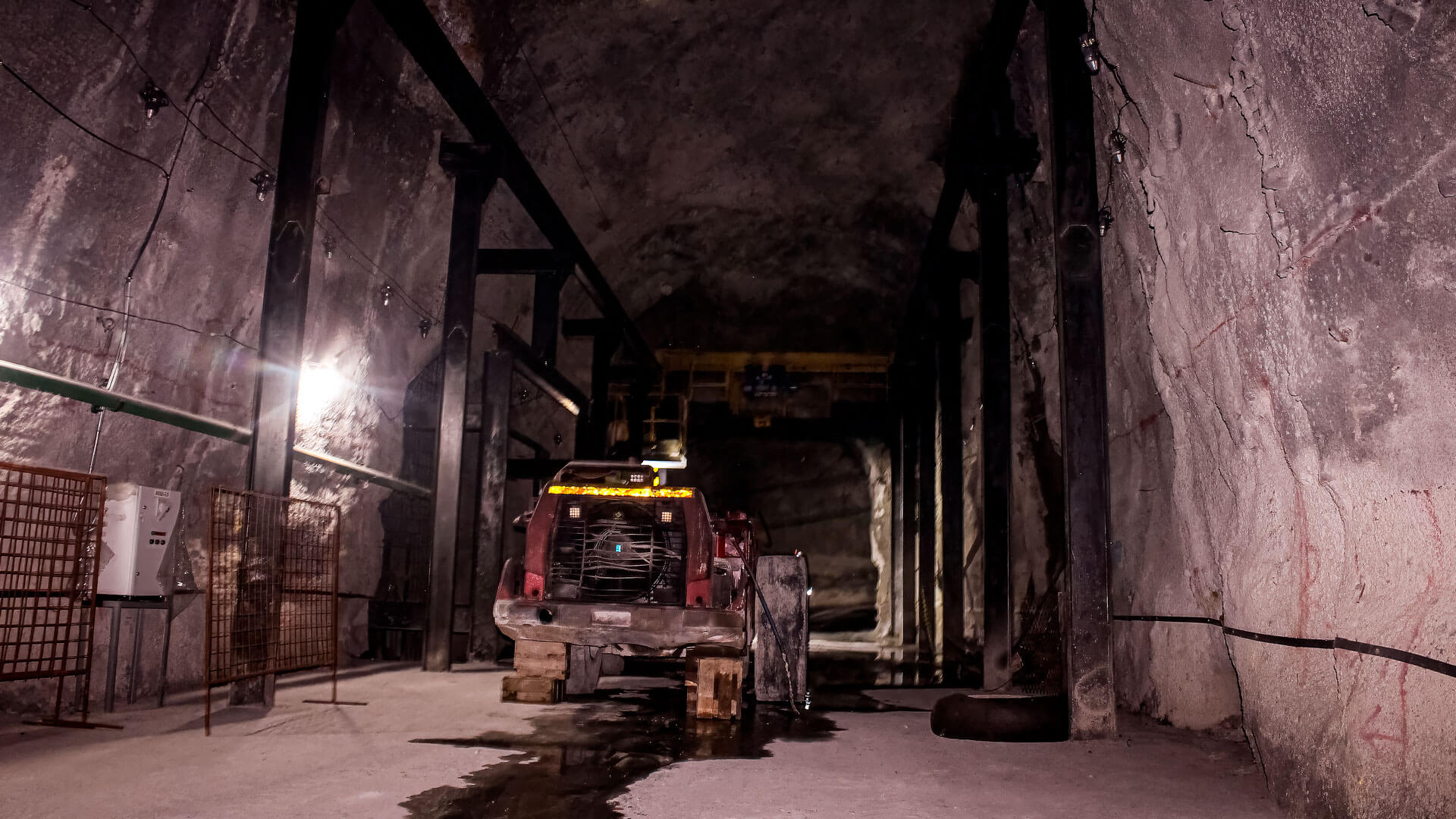 Строительство подземной инфраструктуры шахт и рудников - ТОО «МХО «Казинтерэтнос»